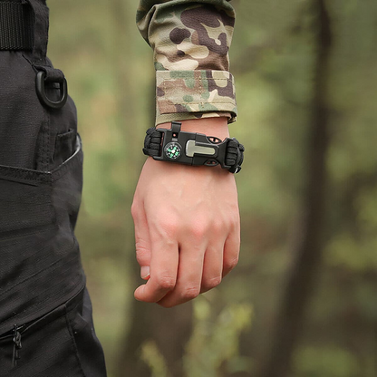 Paracord narukvica za preživljavanje 5u1 – uvek spreman za svaku situaciju