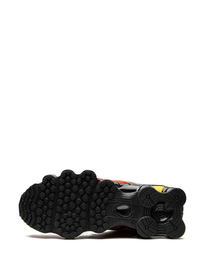 Nike Shox TL "Sunrise" – Udobnost, stabilnost i upečatljiv stil!